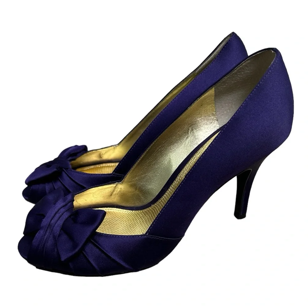 Nina Deep Purple Forbes Grape Luster Satin Peep Toe Bow Formal Heels Size 8